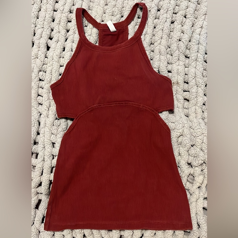 Free people fp movement red high nick cutout ribbed yoga tank